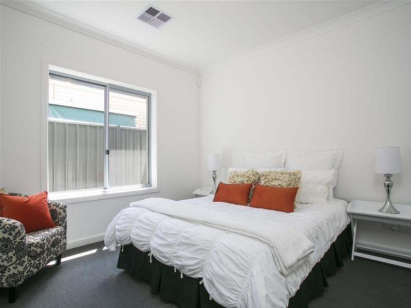 17a Alderman Avenue, Seacombe Gardens SA 5047