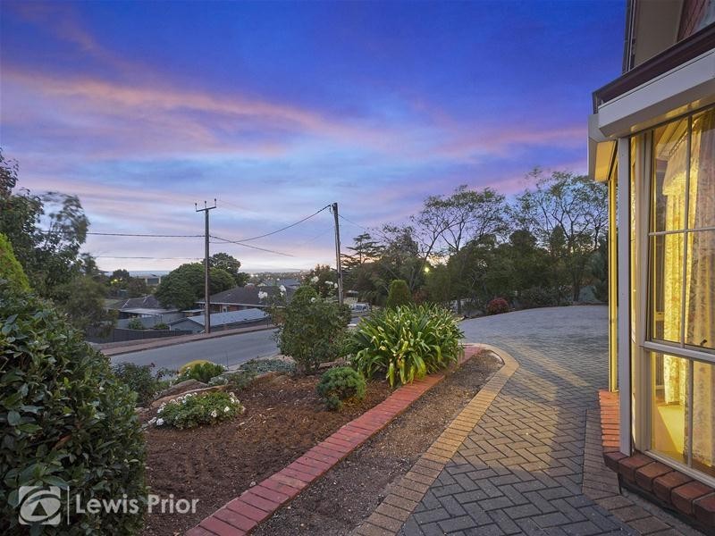 19 Mostyn Road, Darlington SA 5047