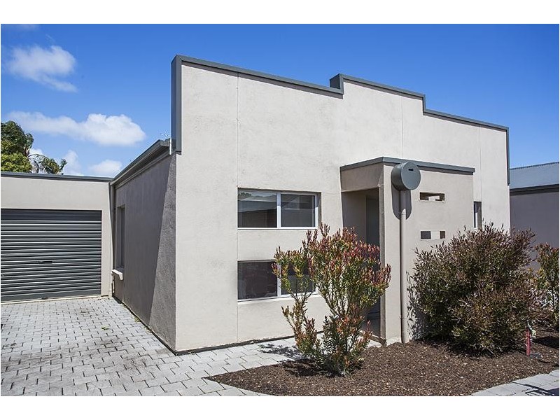 22B Travers Street, Sturt SA 5047