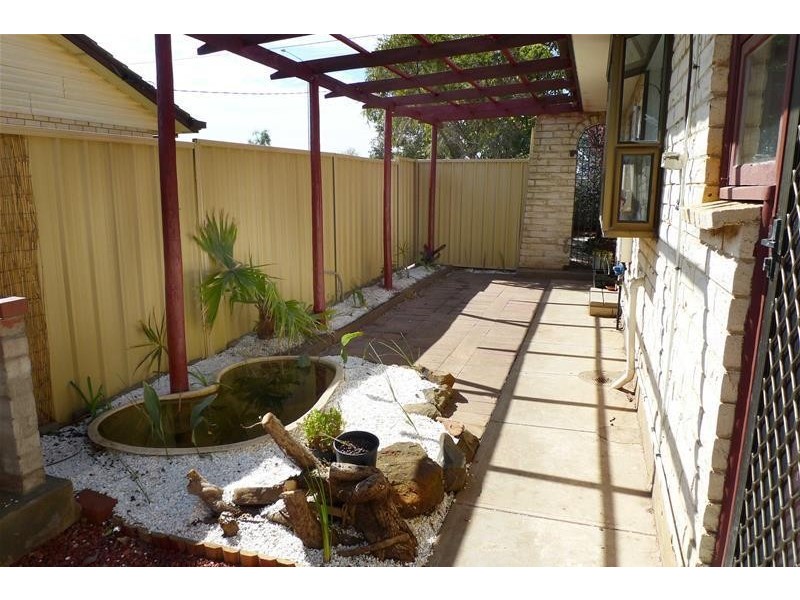 223 Commercial Road, Port Noarlunga South SA 5167