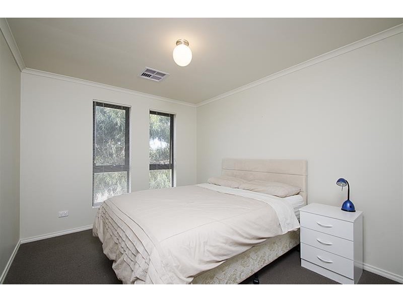 2 Raggatt Crescent, Mitchell Park SA 5043