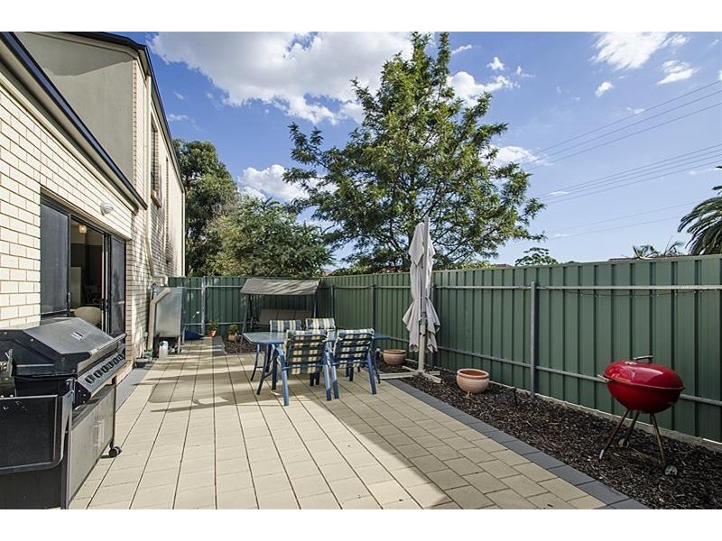 2 Raggatt Crescent, Mitchell Park SA 5043