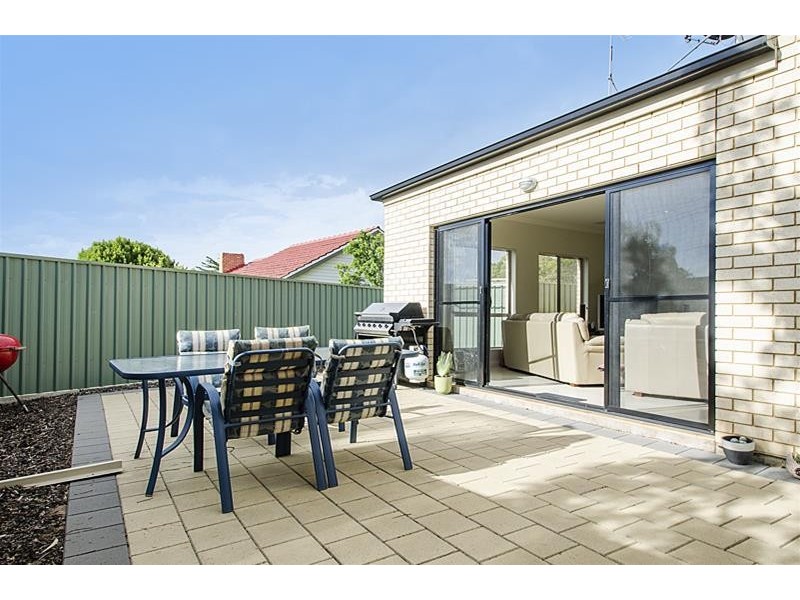 2 Raggatt Crescent, Mitchell Park SA 5043