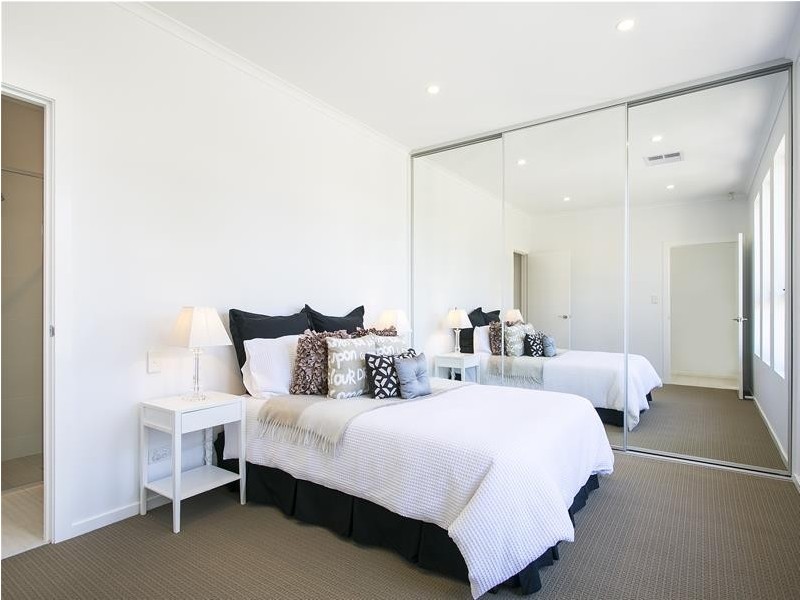 9 Sixth Avenue, Warradale SA 5046