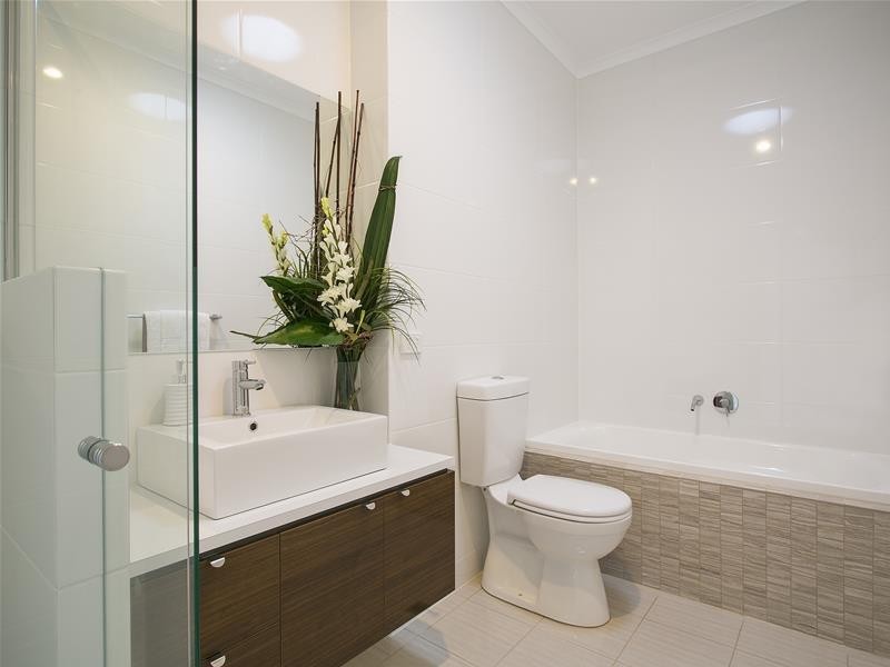 9 Sixth Avenue, Warradale SA 5046