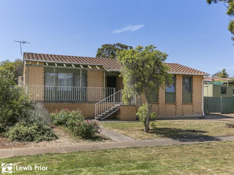 42 Copernicus Road, Christie Downs SA 5164