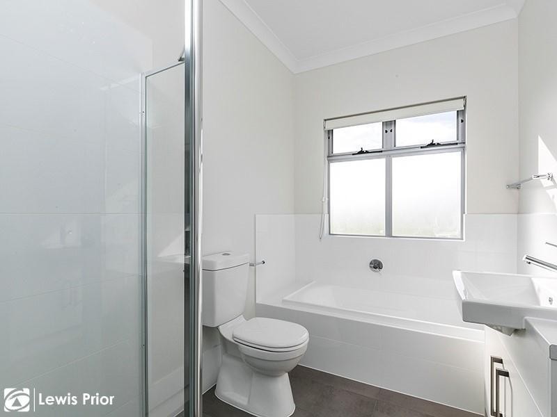 7 Sutherland Street, Park Holme SA 5043