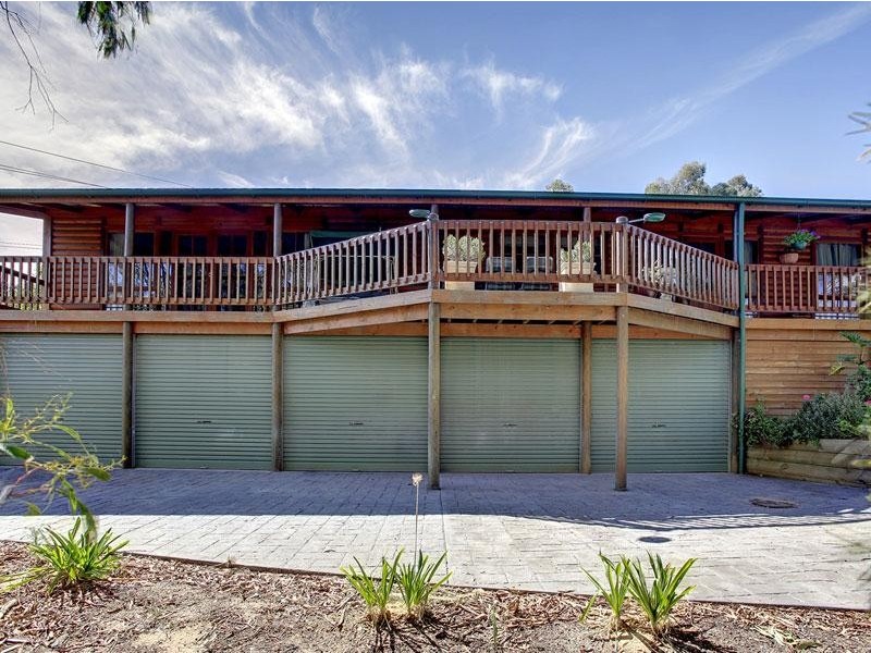369 Black Road, Flagstaff Hill SA 5159