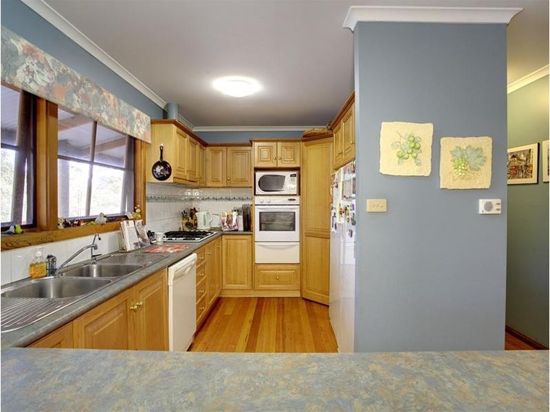 369 Black Road, Flagstaff Hill SA 5159