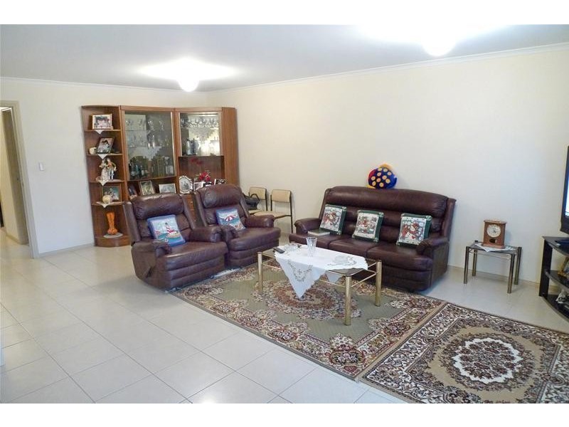 12A Sandery Avenue, Seacombe Gardens SA 5047