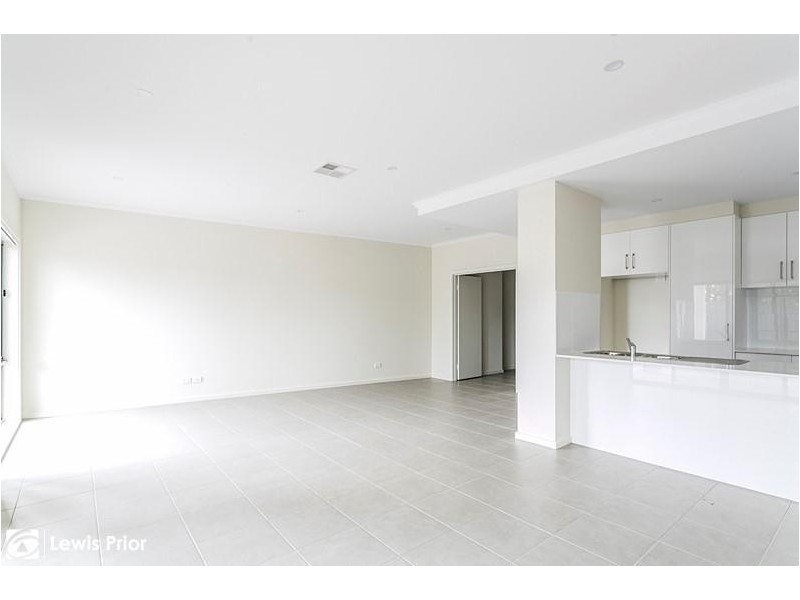 2C Greenasche Grove, Seacombe Gardens SA 5047