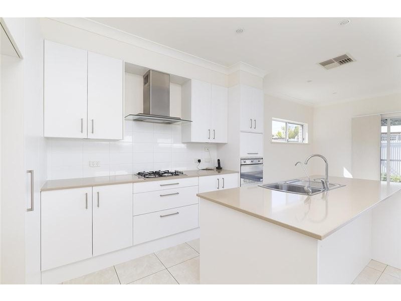 6 Lindley Avenue, Warradale SA 5046