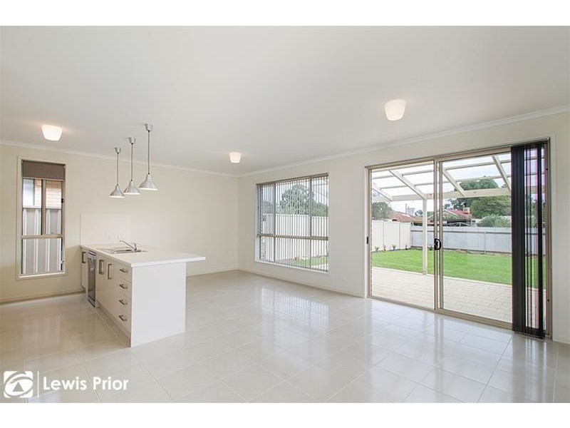 24 Pemberton Street, Oaklands Park SA 5046