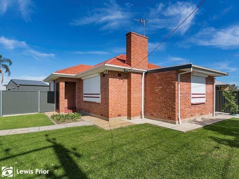 35 Pine Avenue, Glenelg North SA 5045