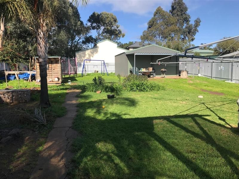 4 Portland Avenue, Sturt SA 5047