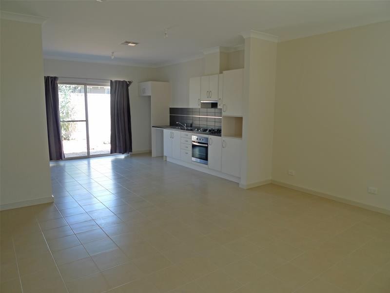 3b Kingston Avenue, Seacombe Gardens SA 5047