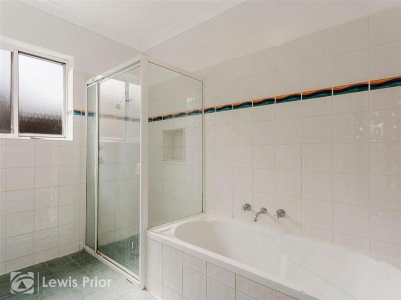 2A Larkdale Avenue, Marion SA 5043