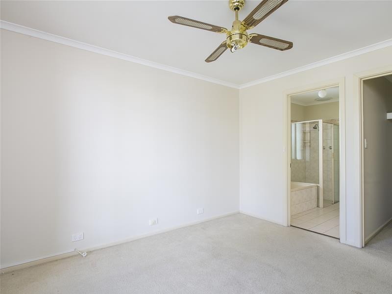 16a Glamis Avenue, Seacombe Gardens SA 5047