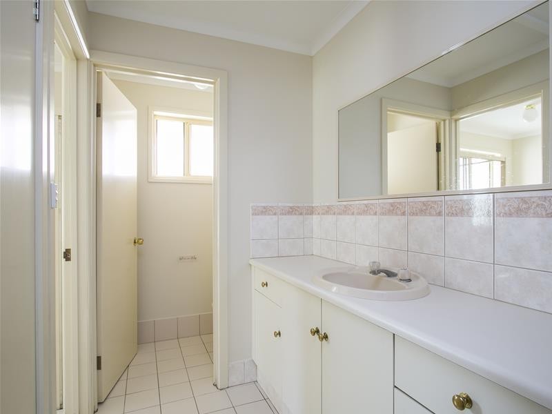 16a Glamis Avenue, Seacombe Gardens SA 5047