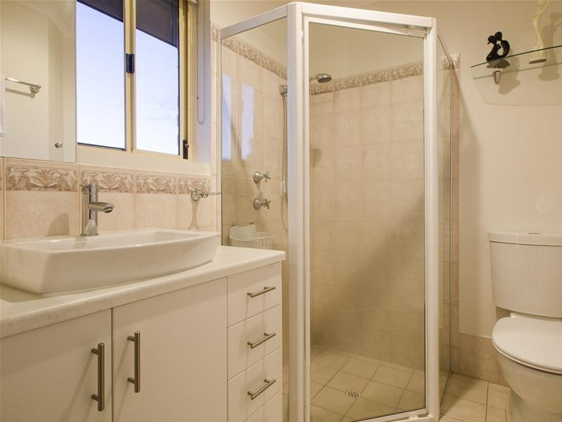 26 Hartog Street, Woodcroft SA 5162