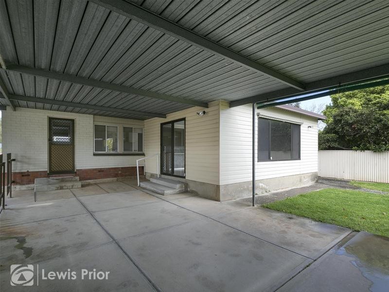 33 Alderman Avenue, Seacombe Gardens SA 5047