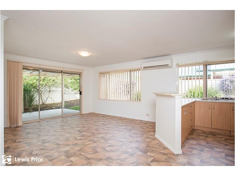 8 Chamberlain Drive, Christie Downs SA 5164