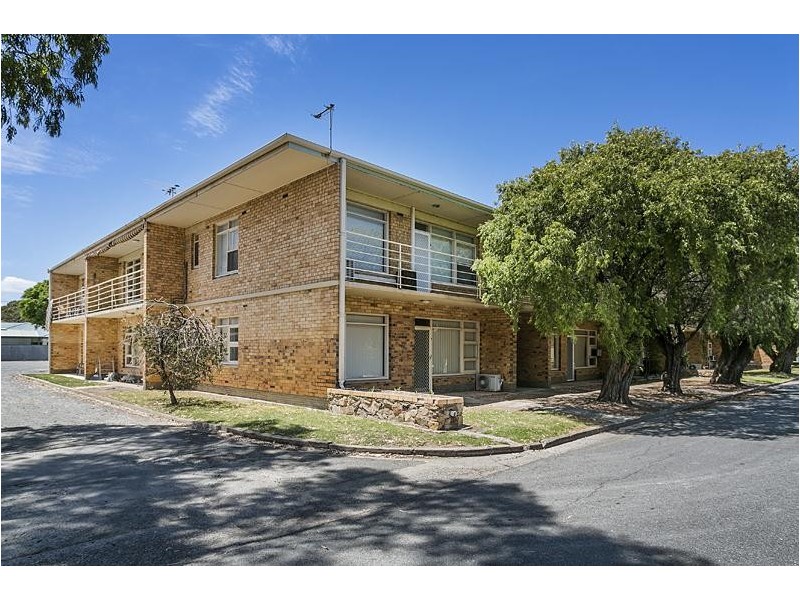 10/17 MacFarlane Street, Glenelg North SA 5045