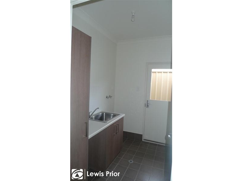 8 Shinnick Street, Dover Gardens SA 5048