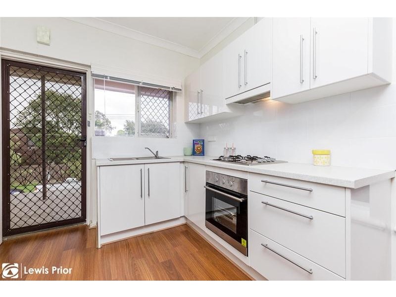 18/11-15 OG Road, Klemzig SA 5087