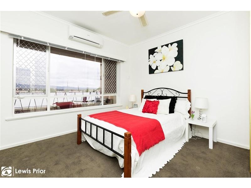 18/11-15 OG Road, Klemzig SA 5087