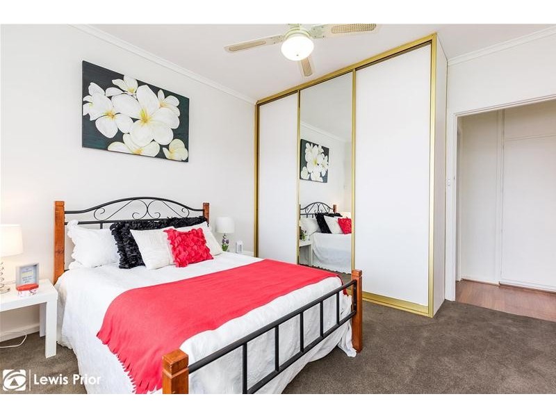 18/11-15 OG Road, Klemzig SA 5087