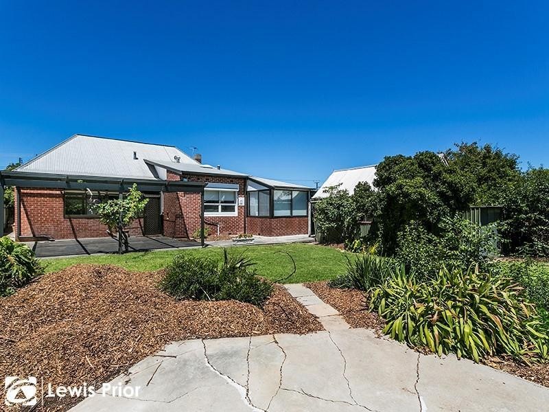 5 Waymouth Avenue, Glandore SA 5037