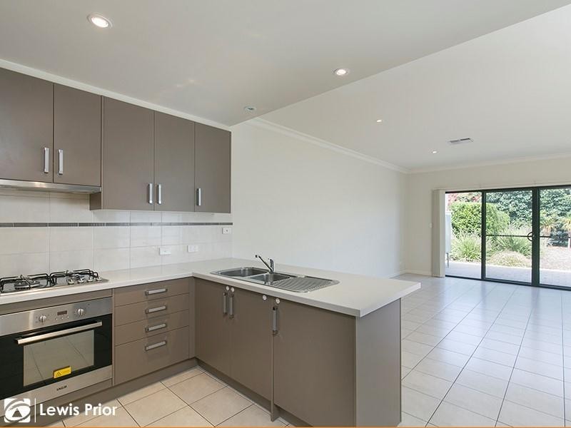 6B Kingston Avenue, Seacombe Gardens SA 5047