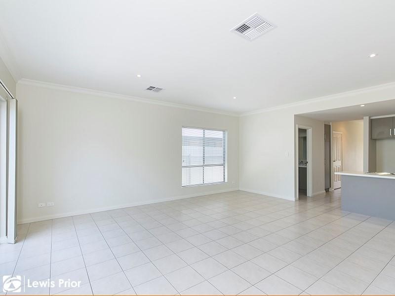 6B Kingston Avenue, Seacombe Gardens SA 5047