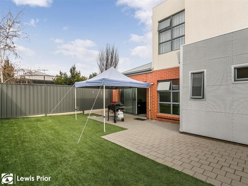 9C Albany Crescent, Oaklands Park SA 5046