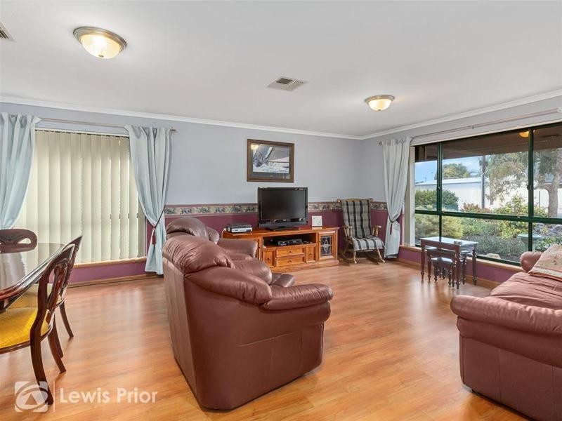 29 Oakley Crescent, Aldinga Beach SA 5173