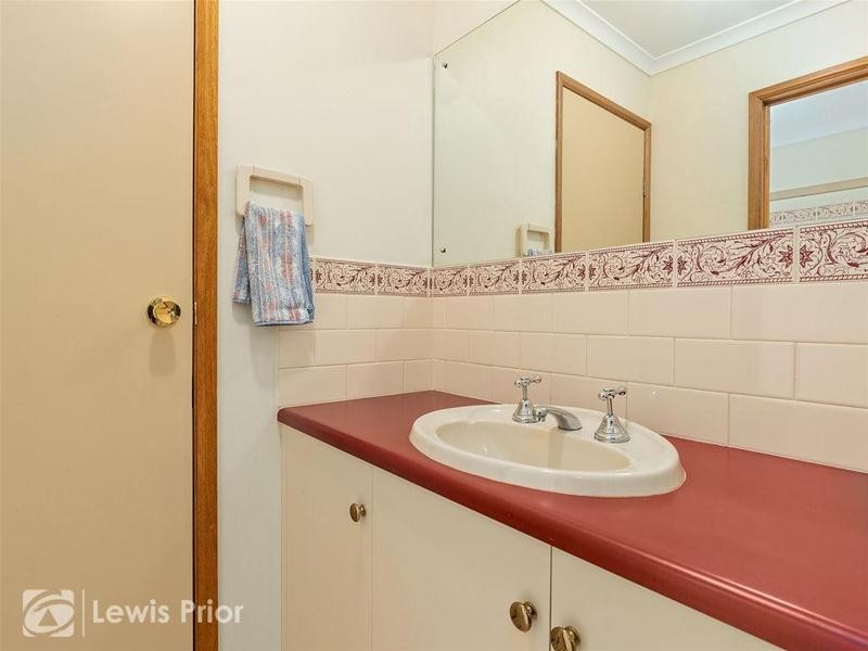 29 Oakley Crescent, Aldinga Beach SA 5173