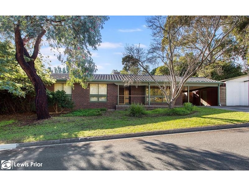 16 Ernest Crescent, Happy Valley SA 5159