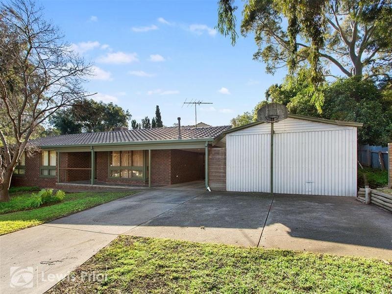 16 Ernest Crescent, Happy Valley SA 5159