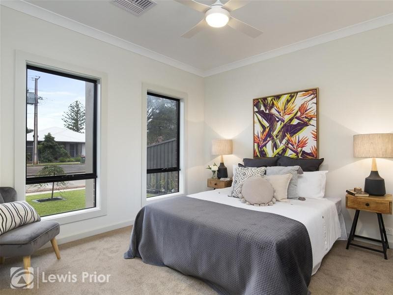 8A Inverness Avenue, Marion SA 5043