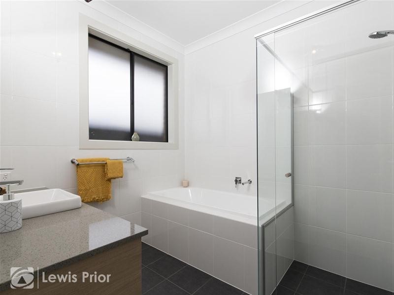 8A Inverness Avenue, Marion SA 5043