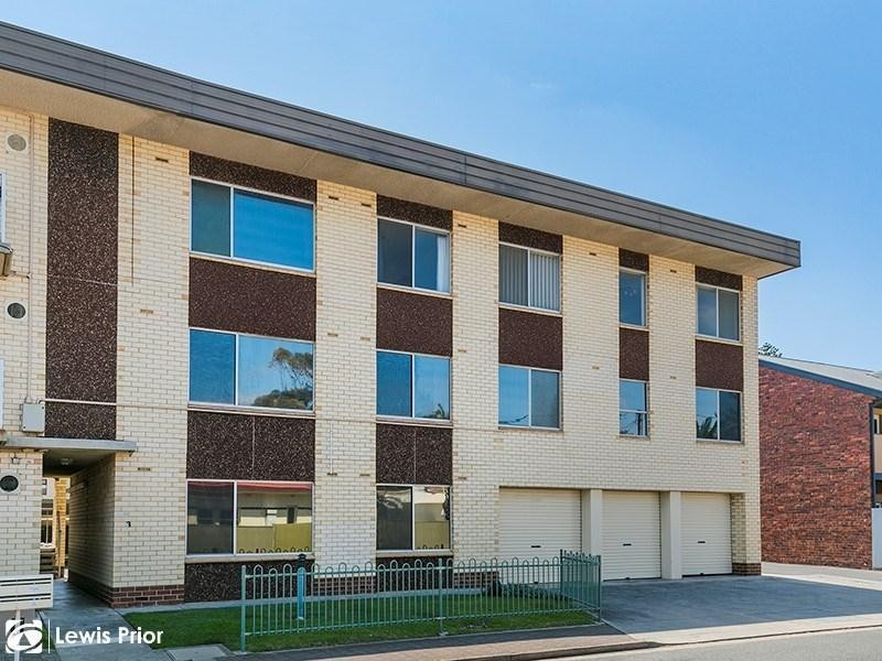 32 Tod Street, Glenelg North SA 5045