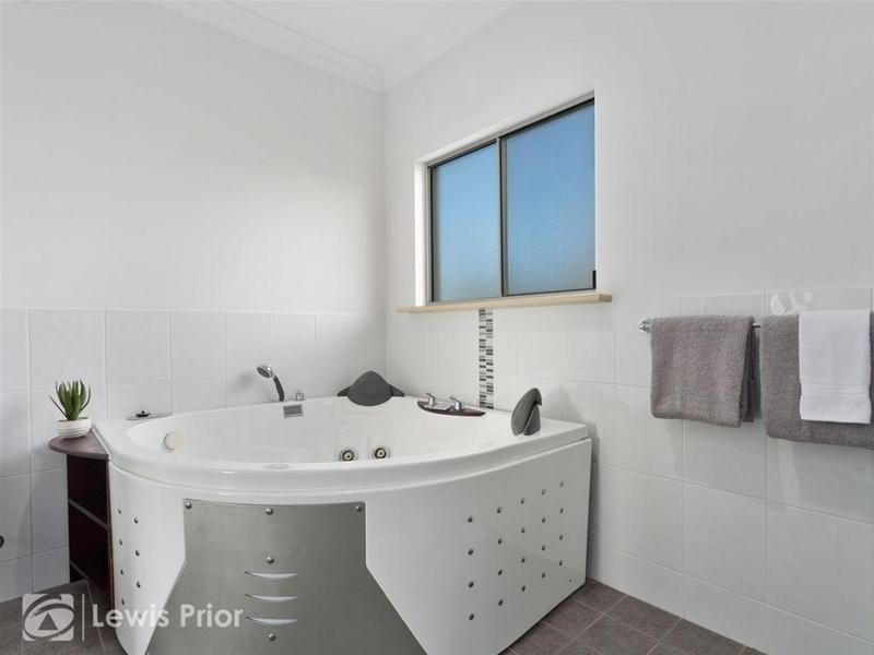 72 Roy Terrace, Christies Beach SA 5165