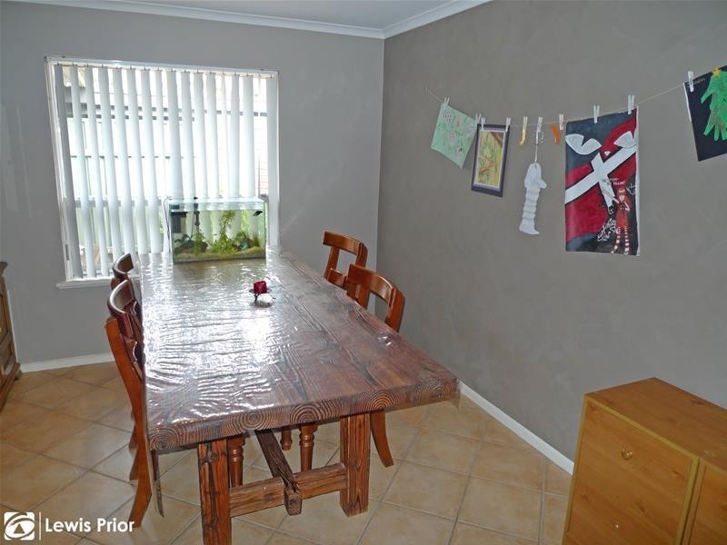 9 Hui Hui Drive, Happy Valley SA 5159