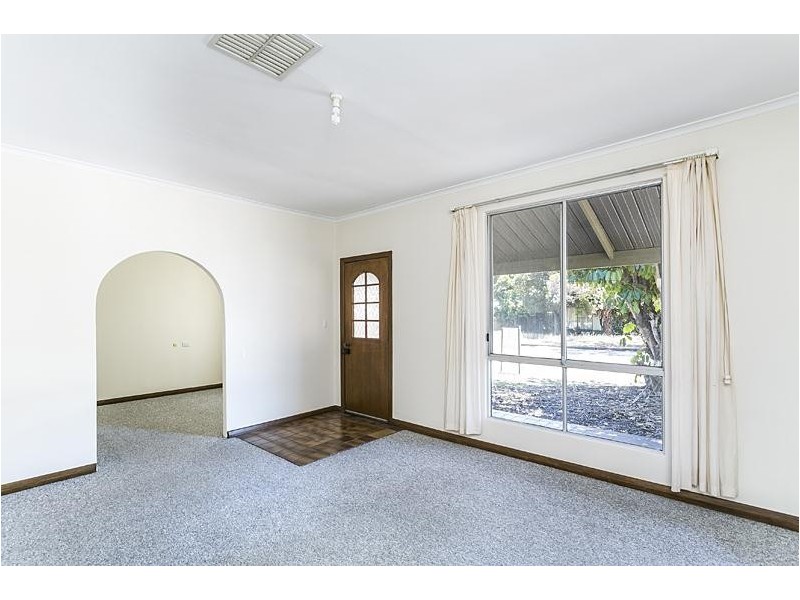 8 Crown Street, Dover Gardens SA 5048