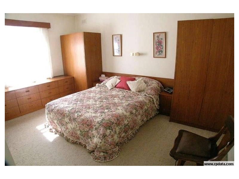 32 Alderman Avenue, Seacombe Gardens SA 5047