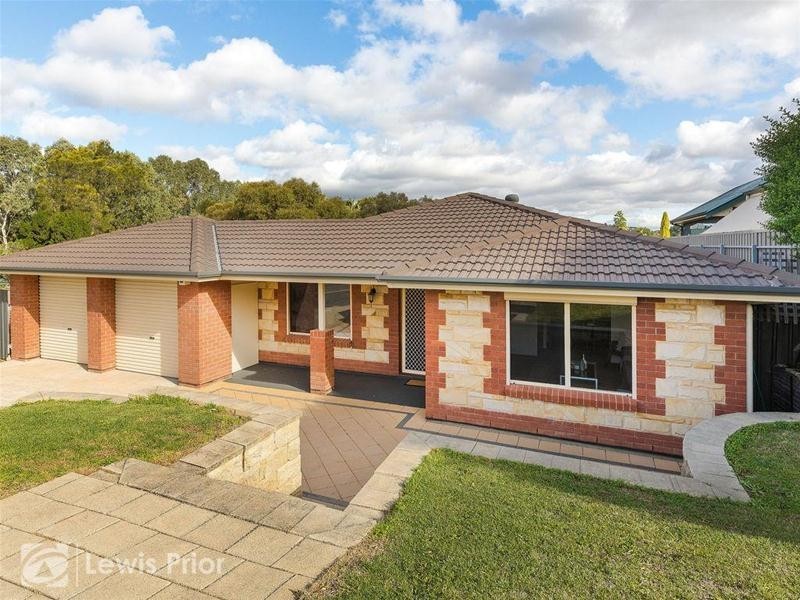 42 Vennachar Drive, Hallett Cove SA 5158