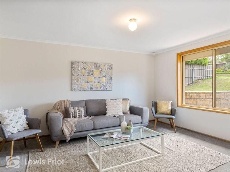 42 Vennachar Drive, Hallett Cove SA 5158