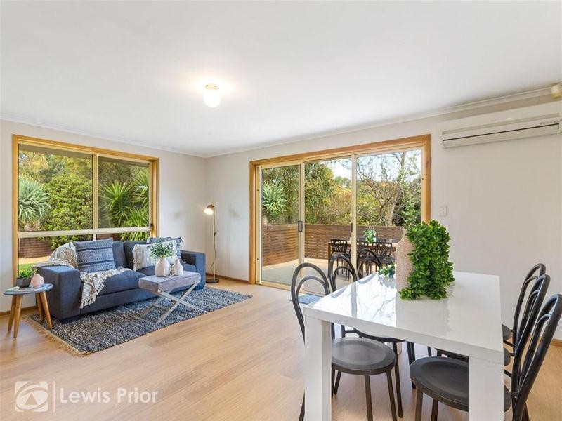 42 Vennachar Drive, Hallett Cove SA 5158