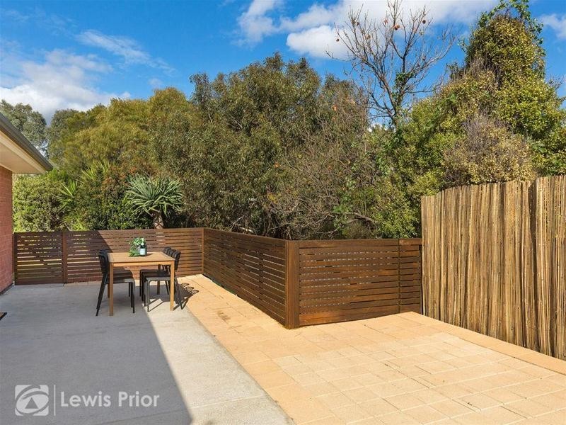 42 Vennachar Drive, Hallett Cove SA 5158